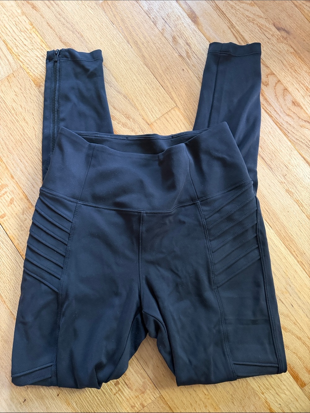 Athleta Black High-Waist Leggings- Delaney Motto Tight XS